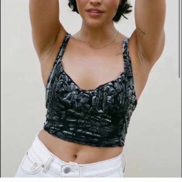 Urban Outfitters Black ruched velvet tank top size S cropped - Picture 1 of 7